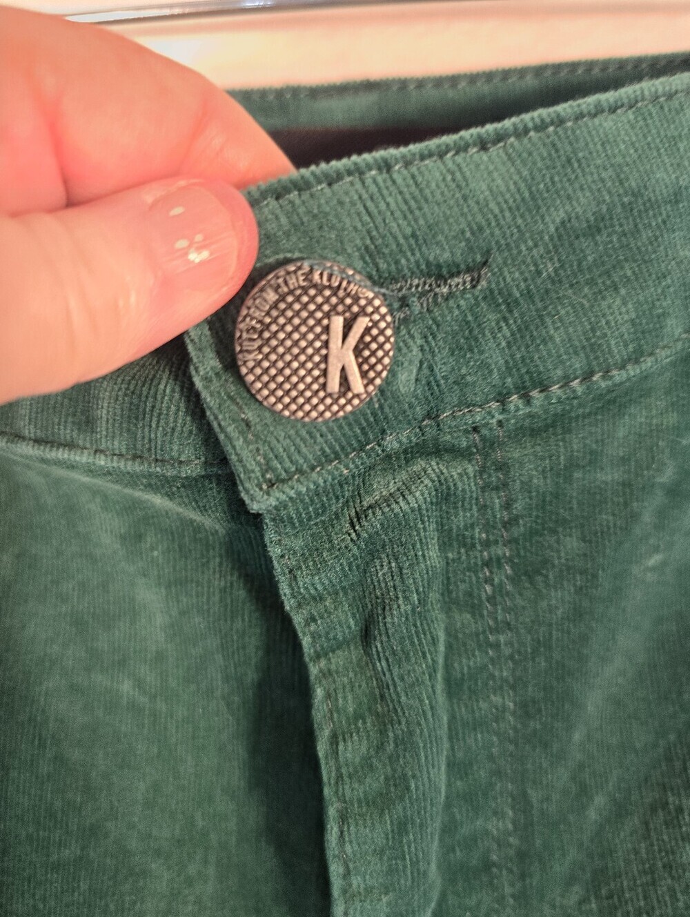 Kut From The Kloth REESE NWT Green Corduroy Raw Hem Fall casual Pants. Ladies 18 - Picture 4 of 13